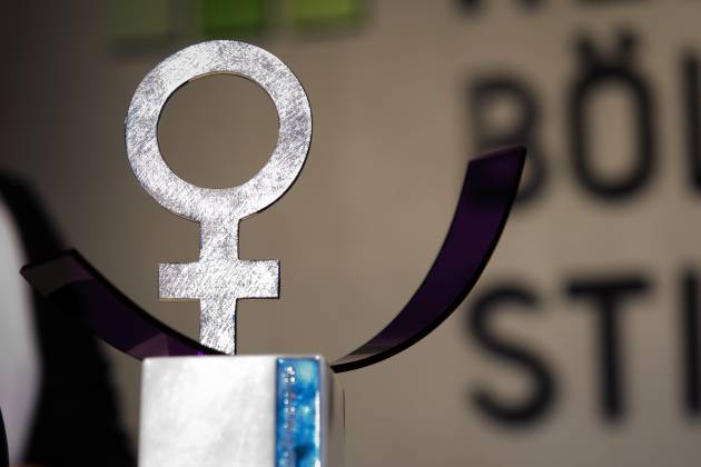 Ausschreibung für den Anne-Klein-Frauenpreis 2016