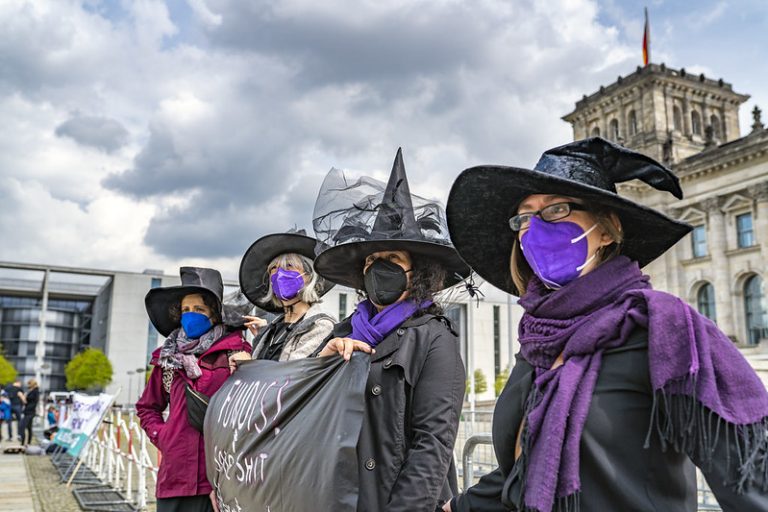 Danke der Bundestagsfraktion DIE LINKE und Giordano-Bruno-Stiftung für ihre Spende